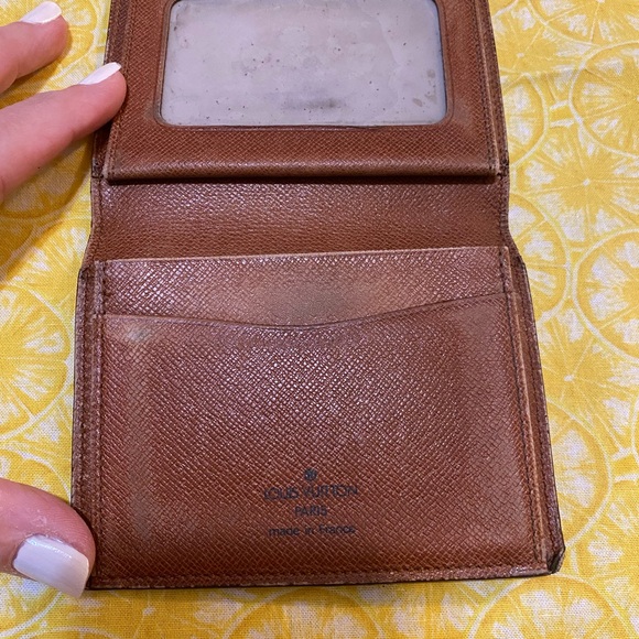Louis Vuitton Card Holder Authentic - Picture 3 of 7